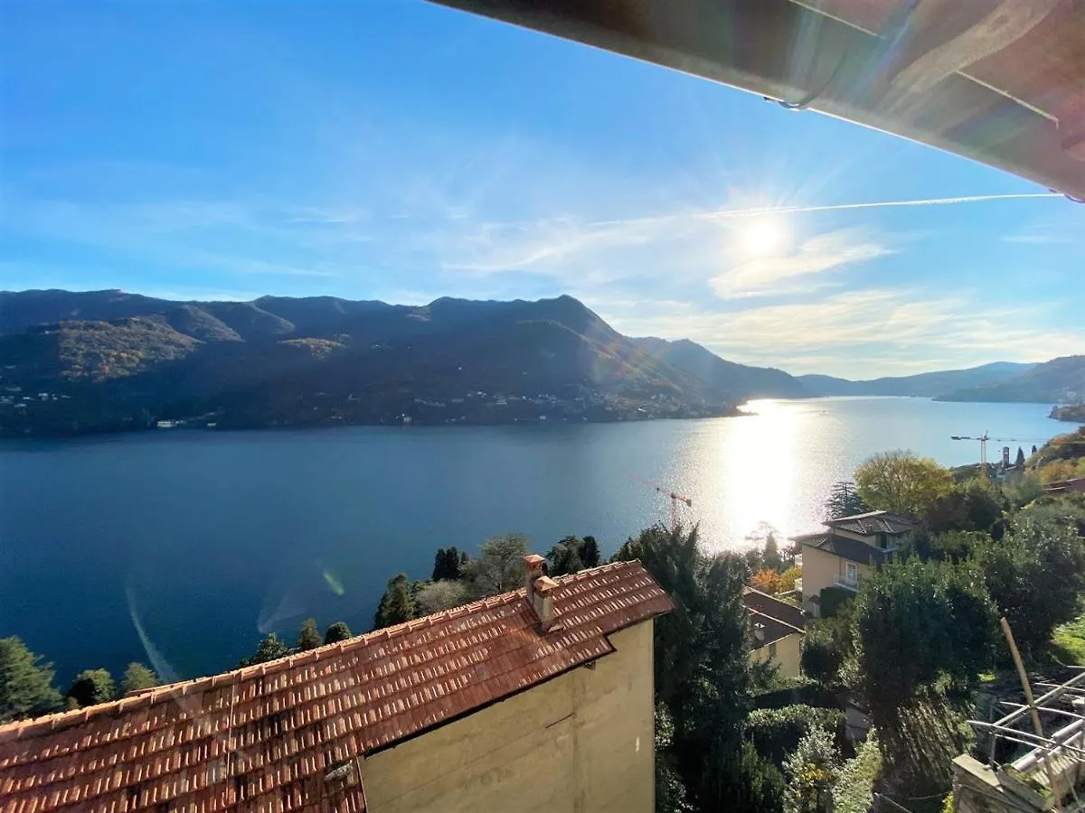 Holiday home Casa Niss-Best Lake View In Como Carate Urio